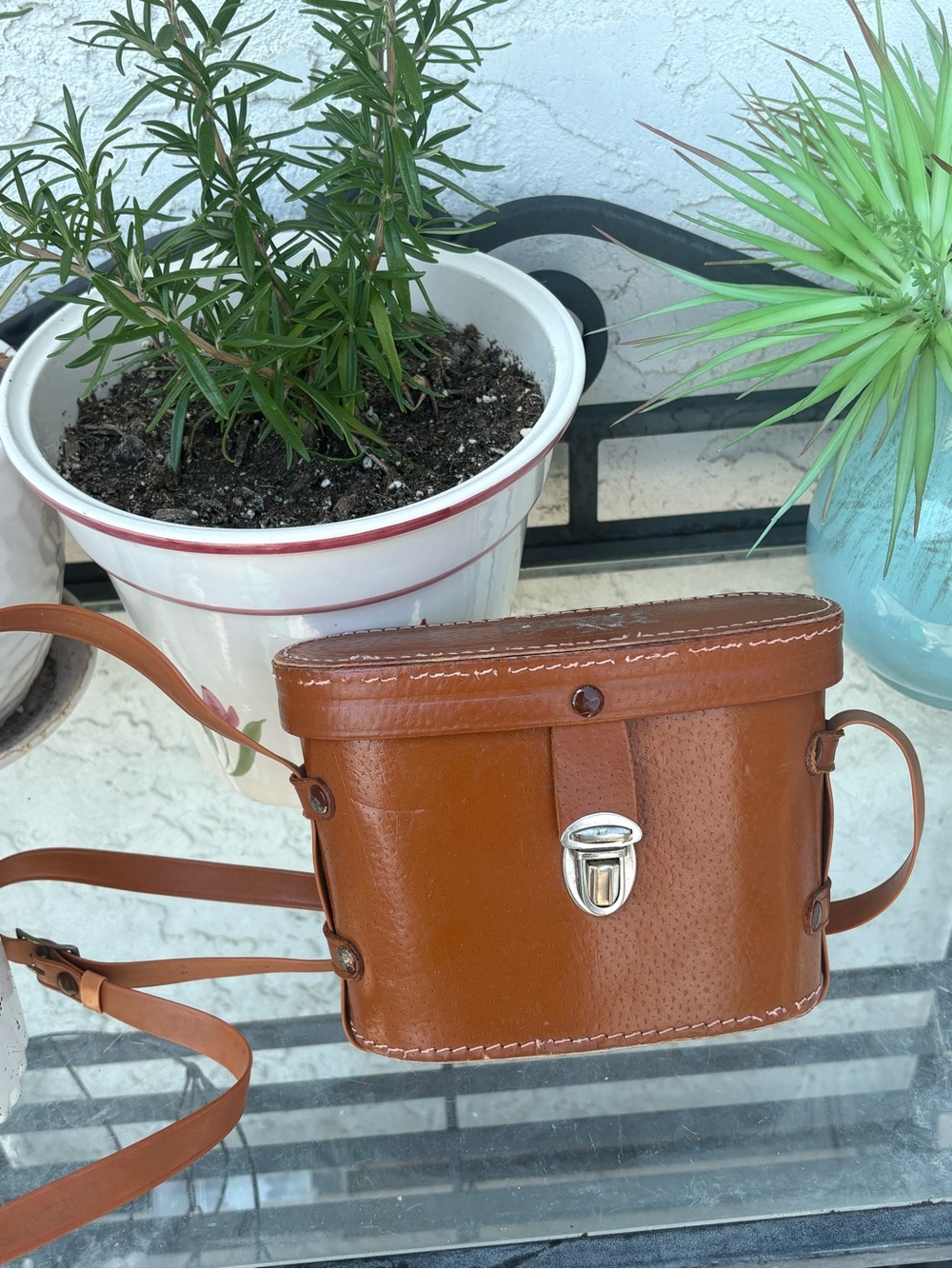 Japan Binoculars Case Leather Brown Vintage no binoculars.